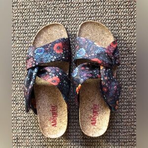 Slide comfort sandal by Alegria